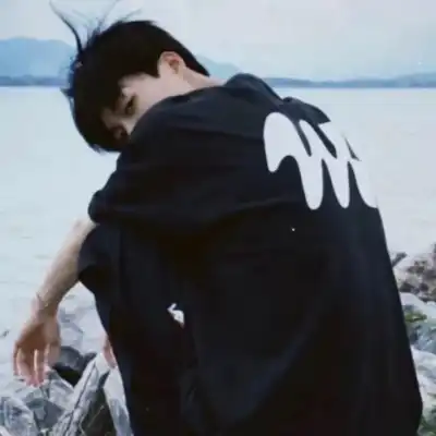 卢浅伽